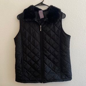 Laura Scott quilted puffy vest with faux fur collar